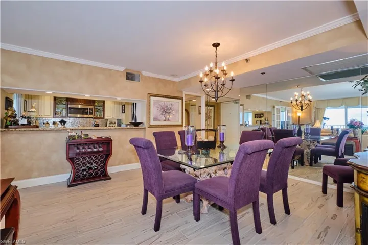 5550  Heron Point  DR, Naples, FL 34108