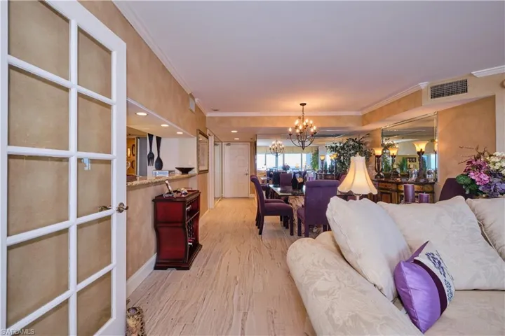 5550  Heron Point  DR, Naples, FL 34108