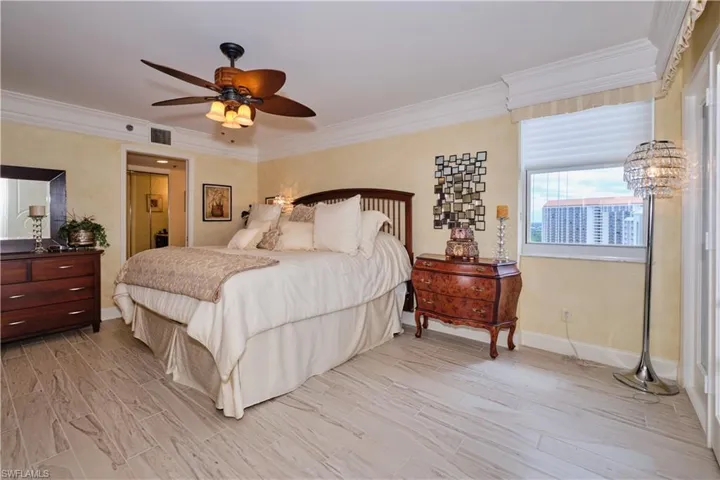 5550 Heron Point Dr # 1601, Naples, Florida 34108