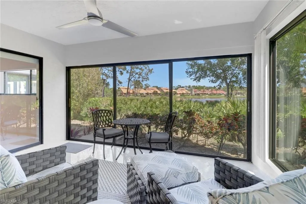 15450 Cedarwood LN, Naples, FL 34110,225032192