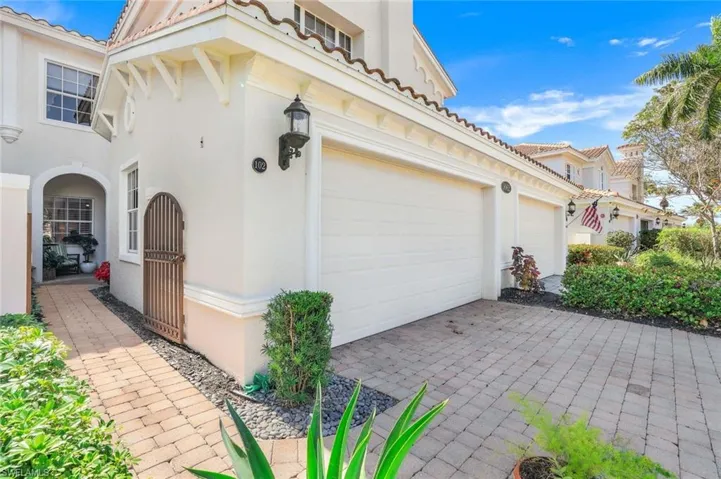 Garage & Gated Courtyard