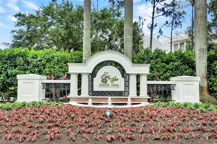 Club & Spa Entrance