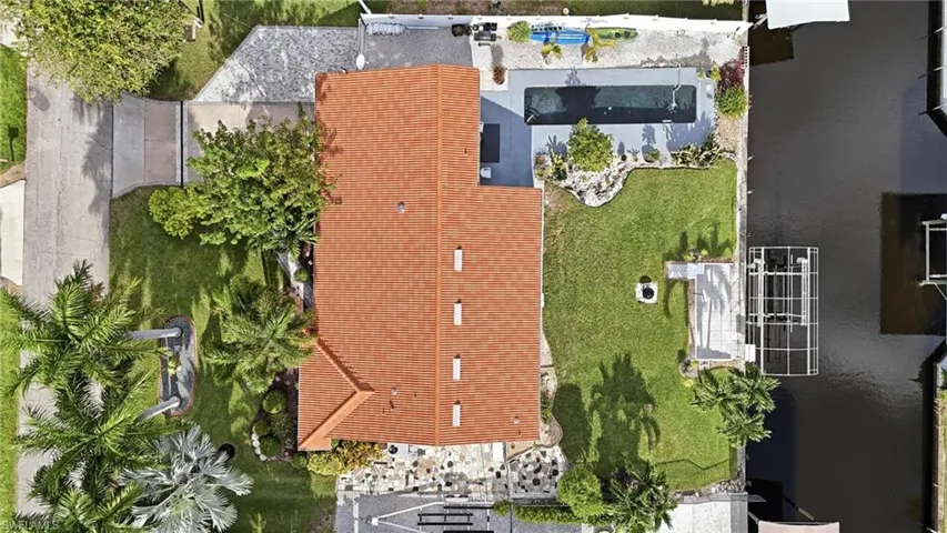 1028 Edgemere Dr, Fort Myers, Florida 33919