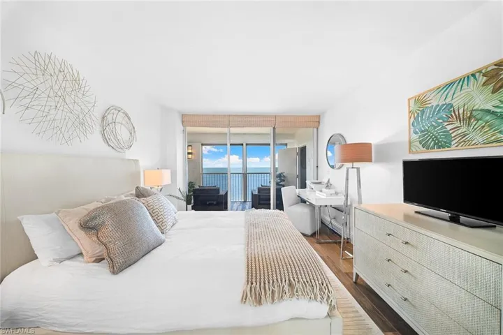 4051 Gulf Shore Blvd N 1003, Naples, Florida 34103