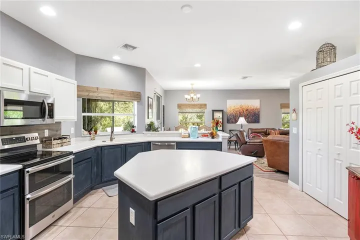 2612  Nature Pointe  LOOP, Fort Myers, FL 33905