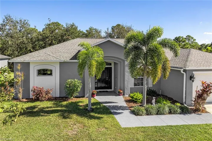 2612  Nature Pointe  LOOP, Fort Myers, FL 33905