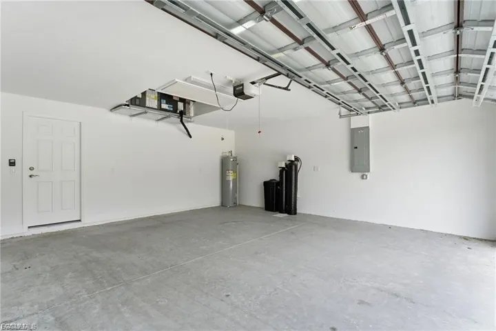 2601  48th W ST, Lehigh Acres, FL 33971