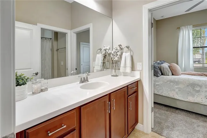 Jack & Jill bathroom with vanity
