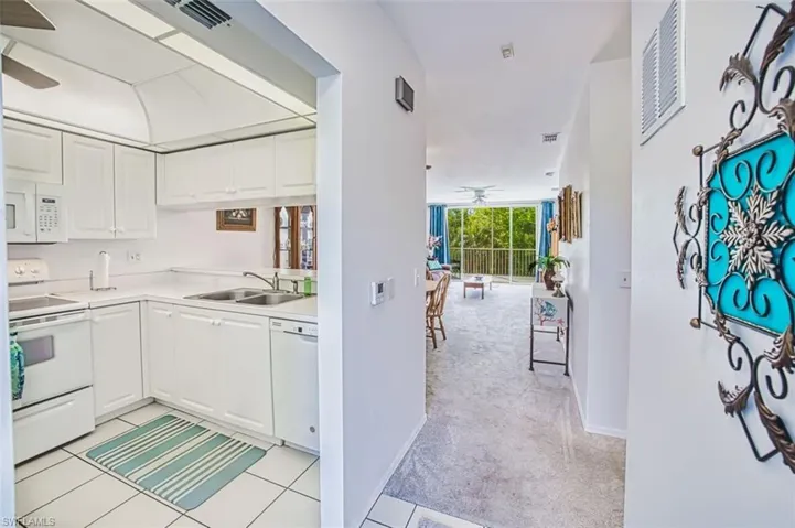 14801 Park Lake Dr 209, Fort Myers, Florida 33919