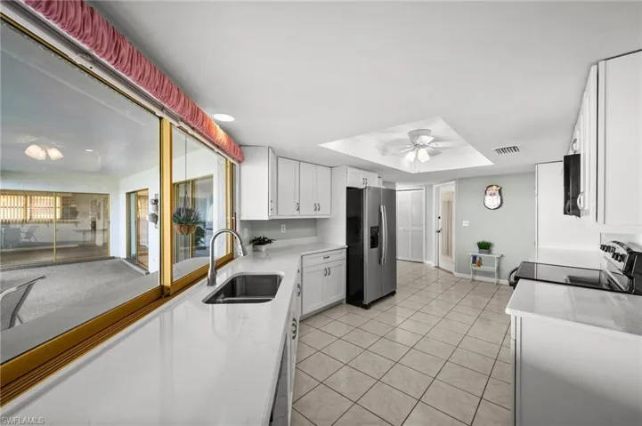 Quartz Countertops in the Kitchen