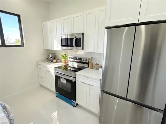 4326 Nw 34th St, Cape Coral, Florida 33993