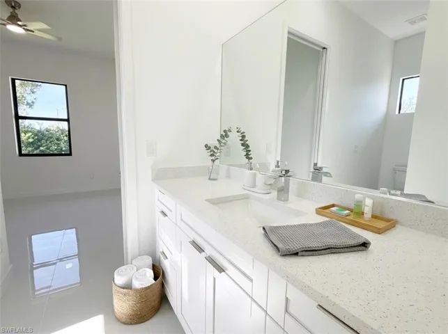 4326 Nw 34th St, Cape Coral, Florida 33993