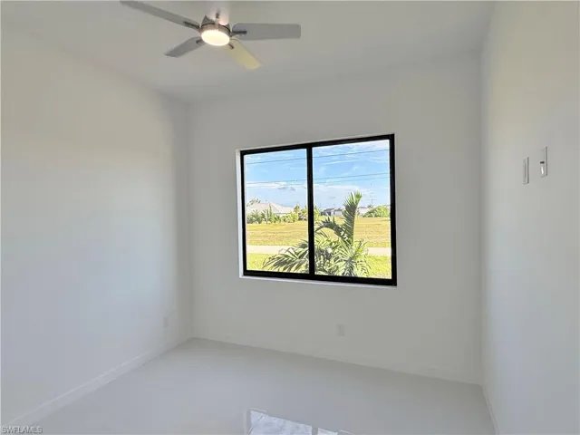 4326 Nw 34th St, Cape Coral, Florida 33993