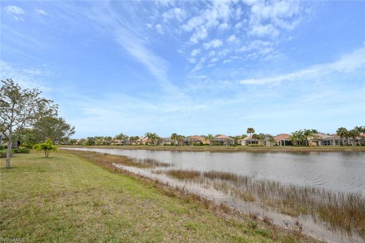 8607  Genova  CT, NAPLES, FL 34114