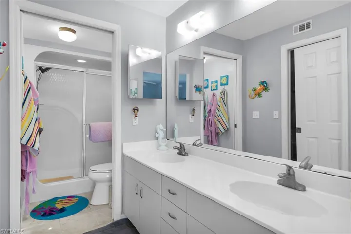 409  Gabriel  CIR, Naples, FL 34104