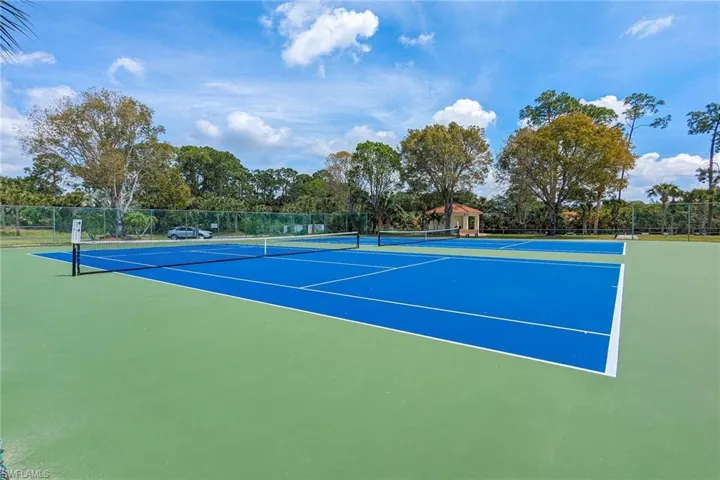 409  Gabriel  CIR, Naples, FL 34104