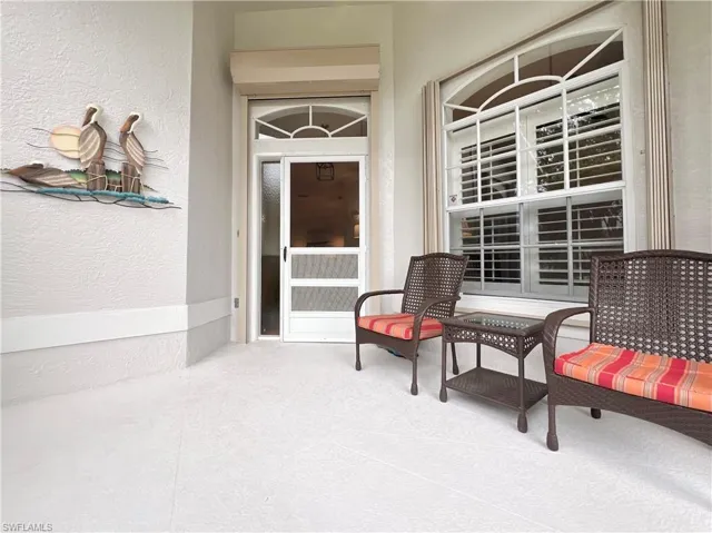 Front Covered/Screened Lanai