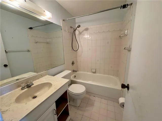 2nd Bathroom