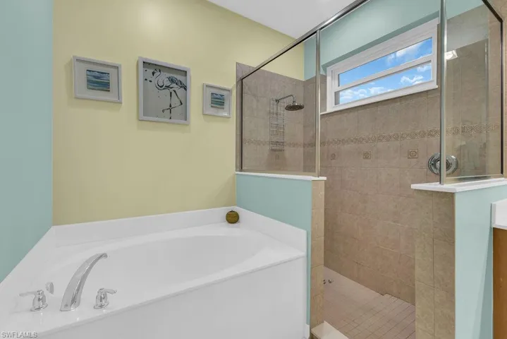 3725 Pino Vista Way, Estero, Florida 33928