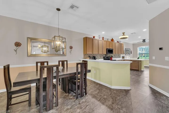 3725 Pino Vista Way, Estero, Florida 33928