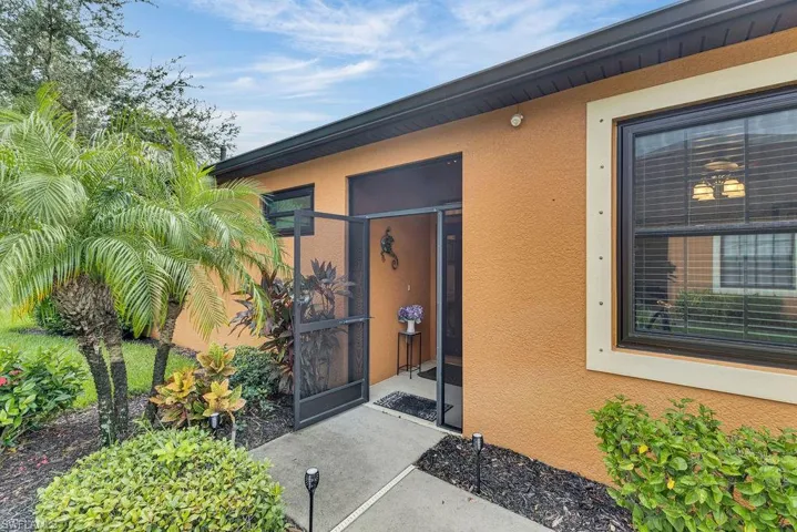 3725 Pino Vista Way, Estero, Florida 33928