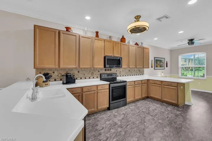 3725 Pino Vista Way, Estero, Florida 33928