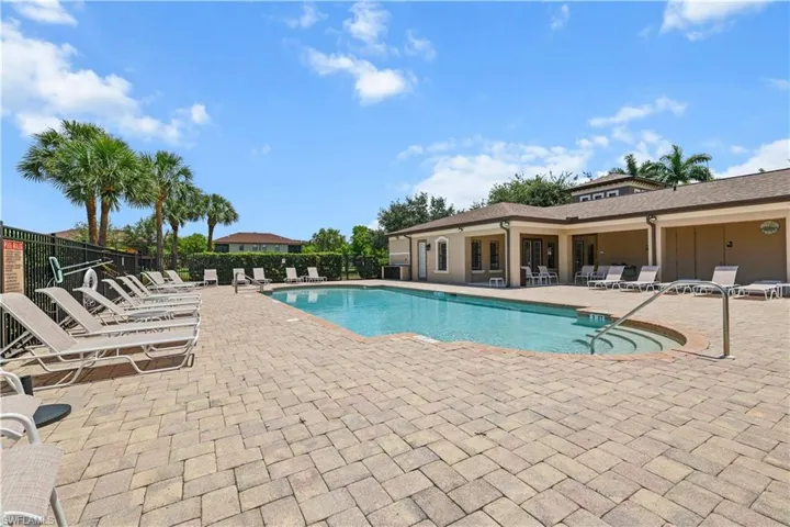3725 Pino Vista Way, Estero, Florida 33928