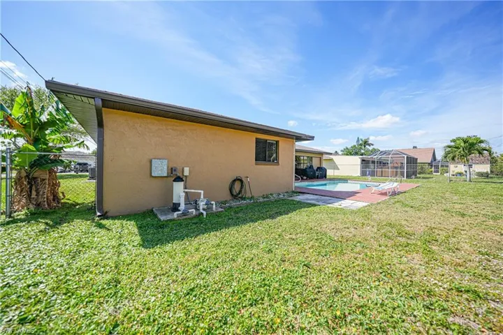 1419 SE 22nd  ST, Cape Coral, FL 33990