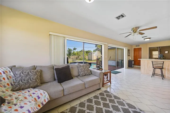 1419 SE 22nd  ST, Cape Coral, FL 33990