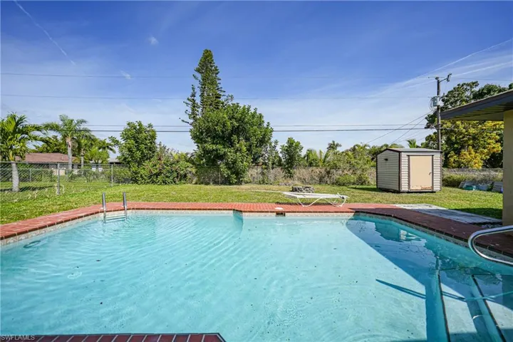 1419 SE 22nd  ST, Cape Coral, FL 33990