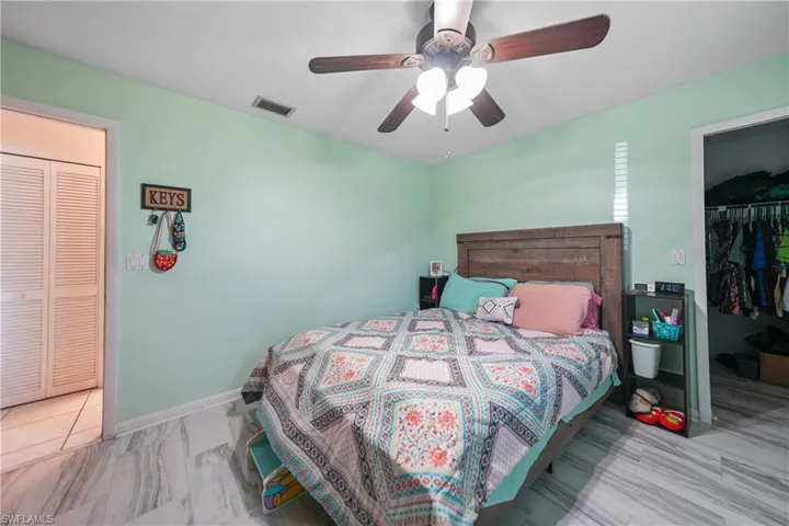 1419 SE 22nd  ST, Cape Coral, FL 33990