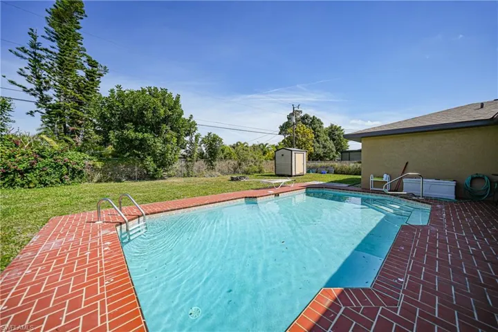 1419 SE 22nd  ST, Cape Coral, FL 33990