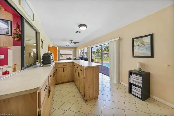 1419 SE 22nd  ST, Cape Coral, FL 33990