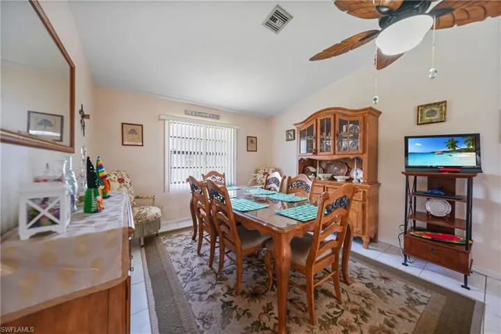 1419 SE 22nd  ST, Cape Coral, FL 33990