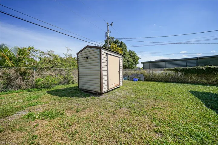 1419 SE 22nd  ST, Cape Coral, FL 33990