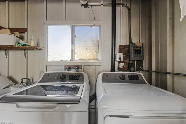 washer and dryer