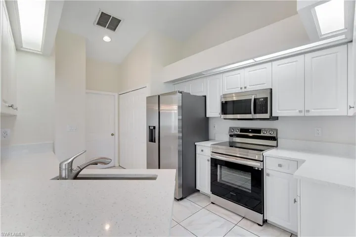 204 Se 19th Ter, Cape Coral, Florida 33990