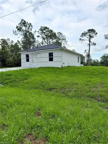 8 Fitch Ave, Lehigh Acres, Florida 33936