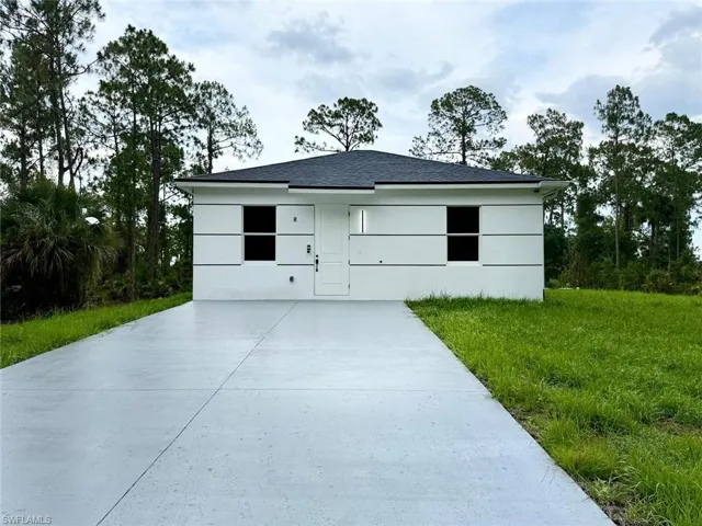 8 Fitch Ave, Lehigh Acres, Florida 33936