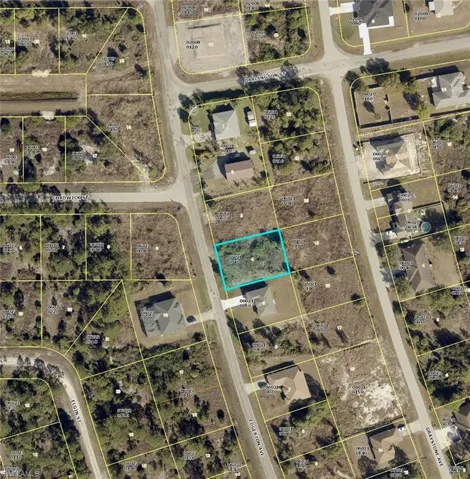 963 Edgerton Ave, Lehigh Acres, Florida 33974