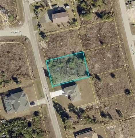 963 Edgerton Ave, Lehigh Acres, Florida 33974