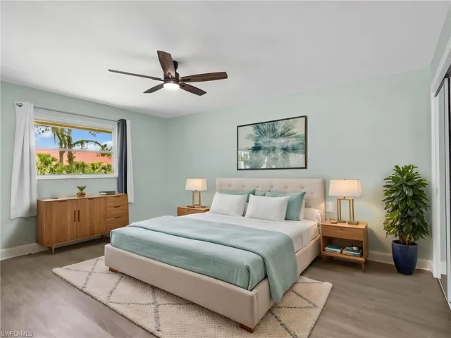 300 Valley Stream Dr 8a, Naples, Florida 34113