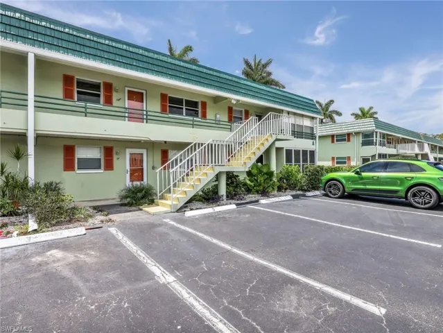 Personal Parking Space close to stairs and unit.