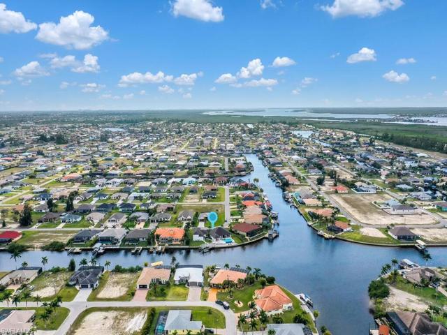 3711 NW 3rd TER, CAPE CORAL FL 33993