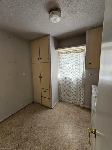 1514  Markdale E ST, Lehigh Acres, FL 33936