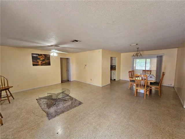 1514  Markdale E ST, Lehigh Acres, FL 33936