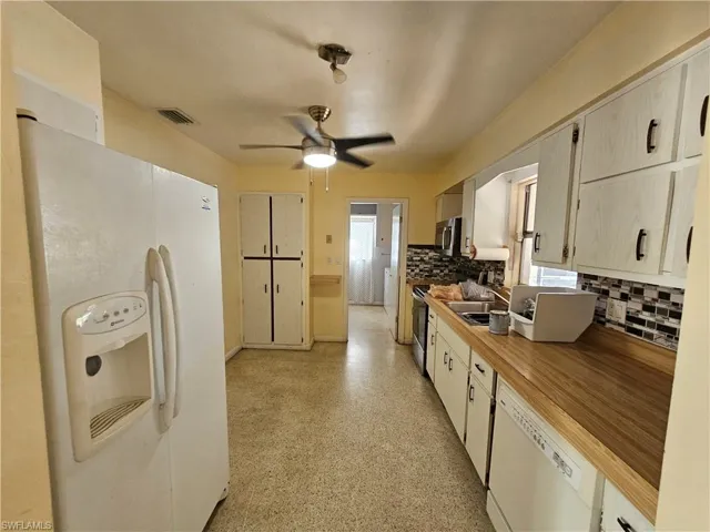 1514  Markdale E ST, Lehigh Acres, FL 33936