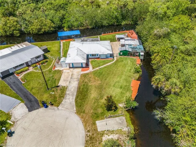 93 Glenmont Dr W, North Fort Myers, Florida 33917