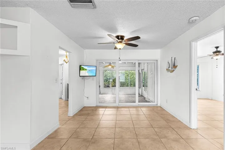 93 Glenmont Dr W, North Fort Myers, Florida 33917
