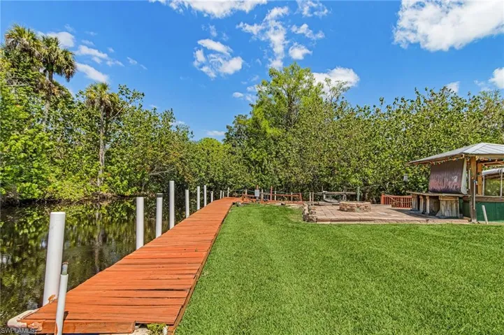 93 Glenmont Dr W, North Fort Myers, Florida 33917